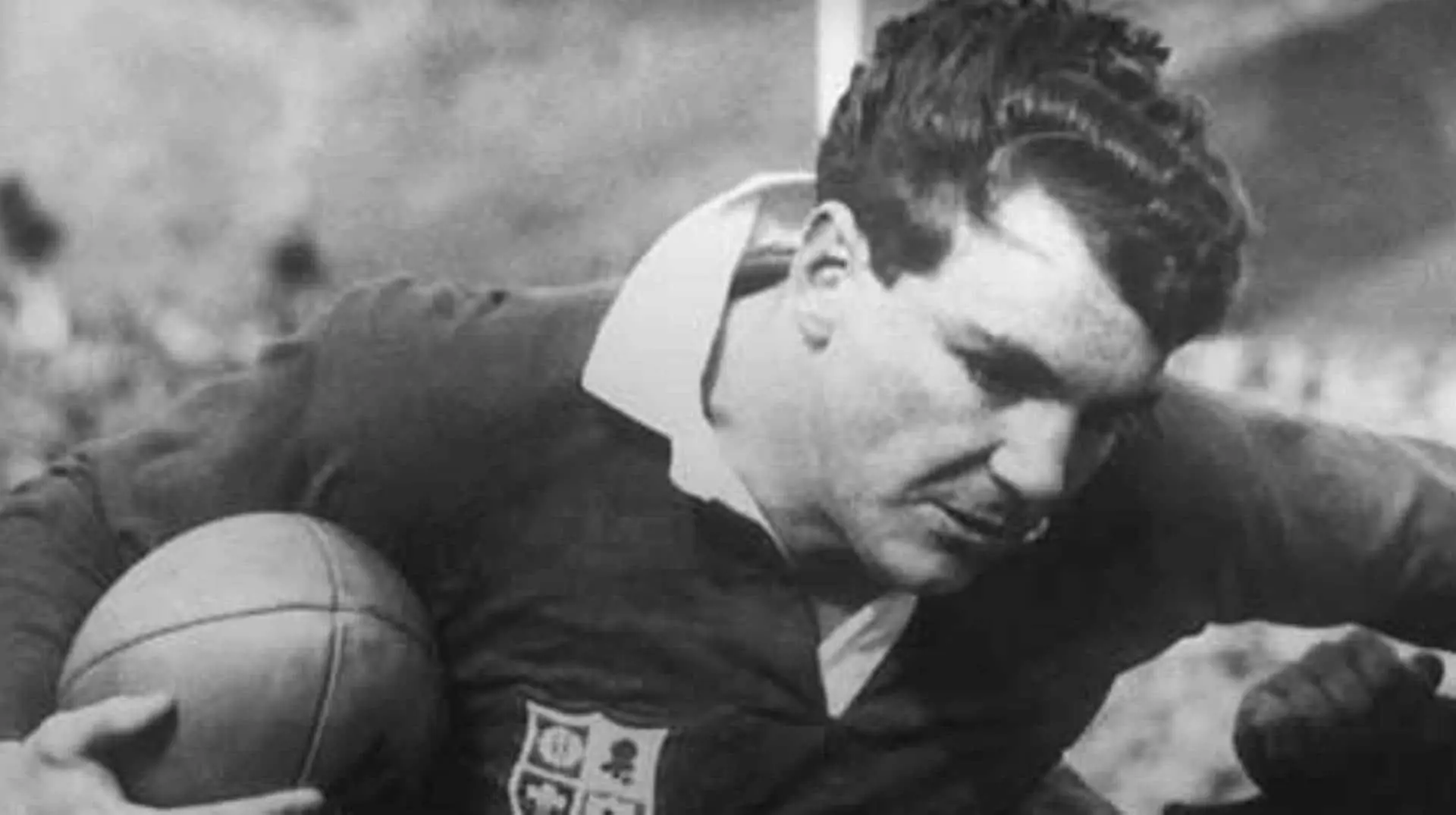 Tony O'Reilly: Ireland and Lions legend dies aged 88