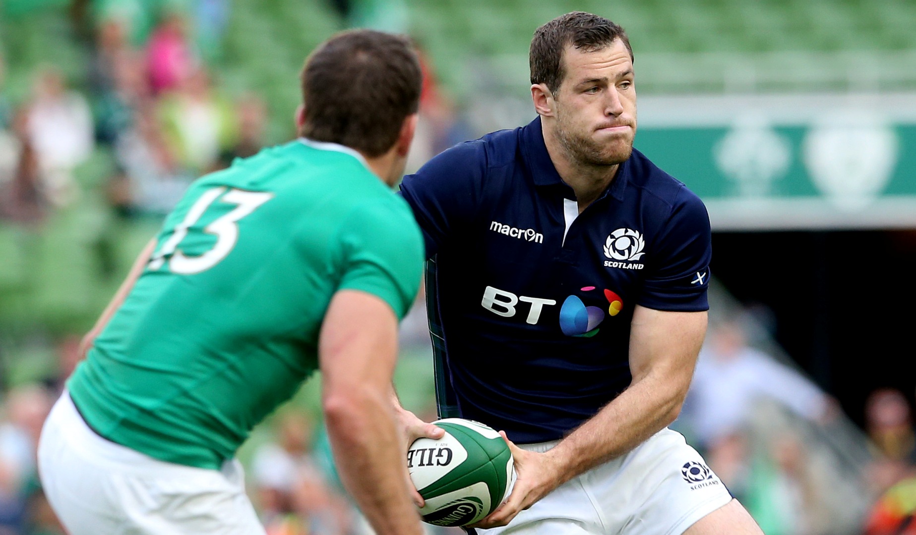 Preview: Visser braced for battle of towering wingers