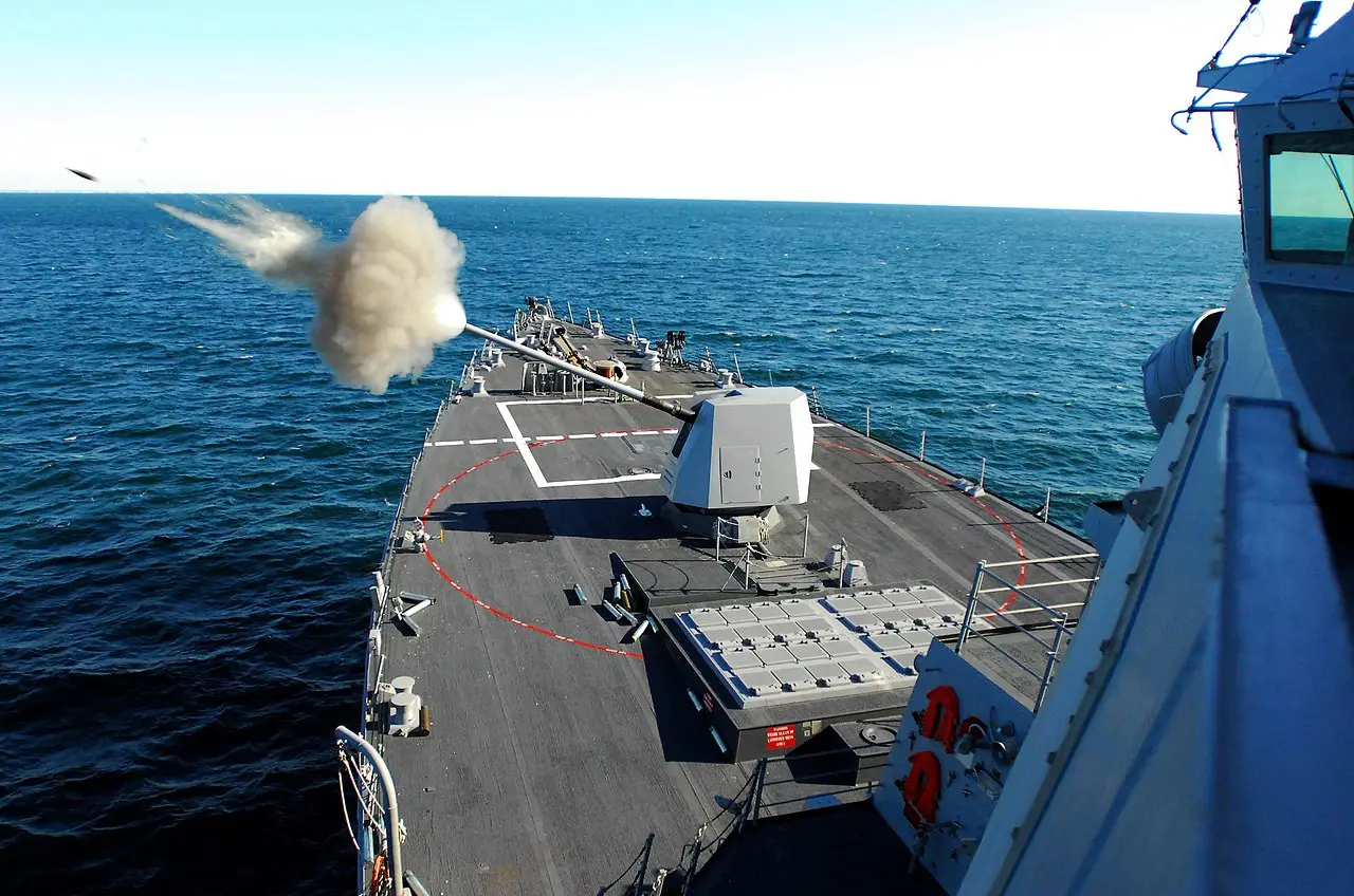 A Type 26 frigate armed with BAE Systems' renowned 127mm (5-inch) Mk 45 gun, which has already been tested in navies around the world, will be a significant improvement over the existing medium-caliber gun.