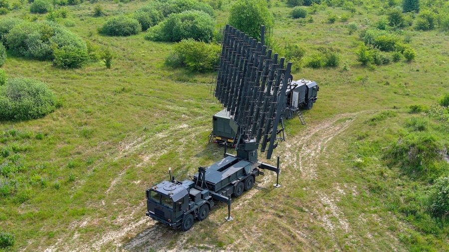 The P-18PL radar station from the PIT-Radwar company. In December last year, certification tests were completed with positive results, paving the way for an order from the Polish army and the start of mass production.