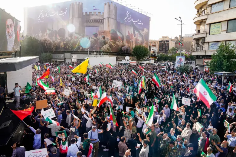 The Iranian turmoil is reflected in American strategy: It wrongly reflects the inability of Russia-China to face Trump on equal terms. If Russia cannot due to war, China has the money and weapons systems to do so. What will happen in Greece-Turkey in 2026