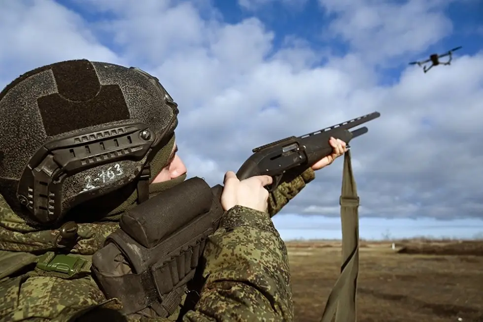 "Igla" and "Ellipsis". The issue against drones has not yet been resolved in Russia. All developments in new ammunition for rifles and shotguns that can shoot down DRONES. There are cartridges from beneli and other companies for purchase.