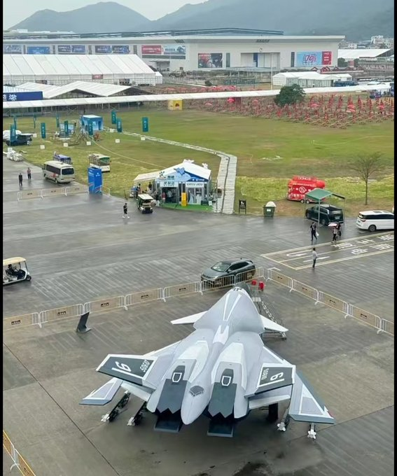 China’s Zhuhai air show to feature vision for next-generation warplanes The model known as the White Emperor highlights proposals for a supersonic fighter capable of operating beyond the Earth’s atmosphere