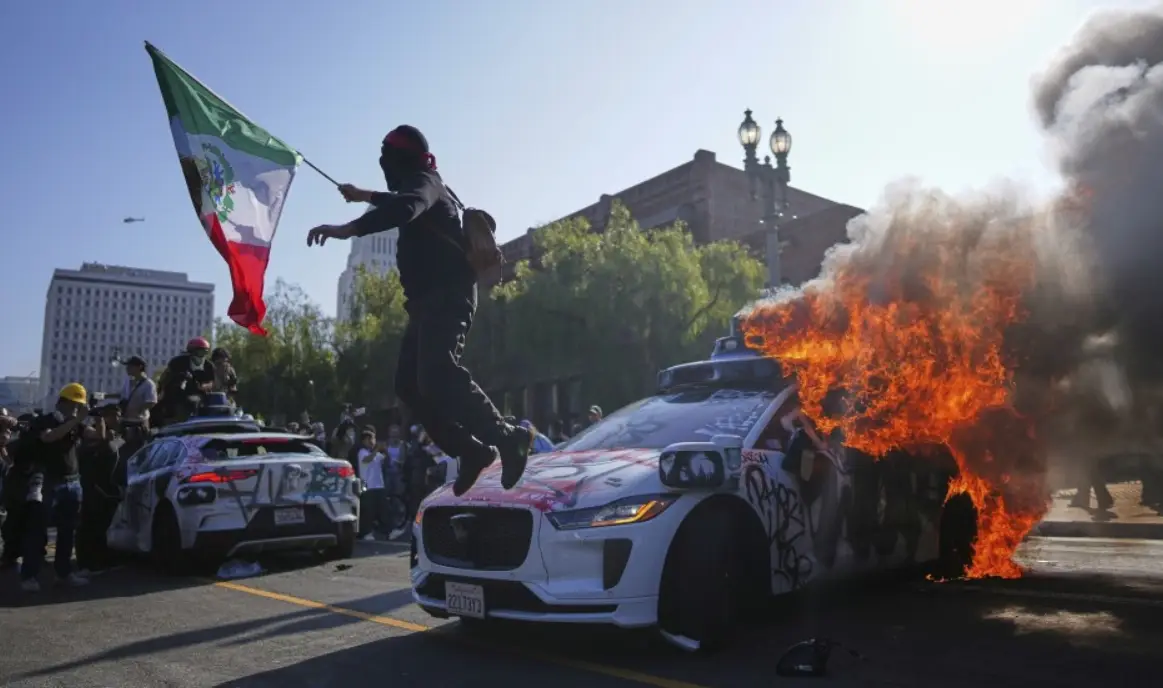 Democrats strike again: what's behind the immigrant riots in Los Angeles? The Muslim Brotherhood went from the EU to the US to cause the riots.