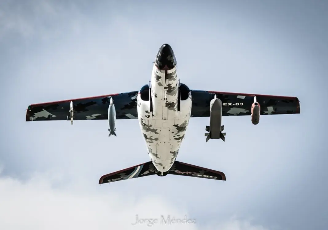 An IA-63 Pampa III of the Argentine Air Force conducted a test flight with a guided bomb by the Dardo family! Dardo 3 stand-off ammunition from bankrupt Argentina? Yes, a copy to the design of the Taurus missile!