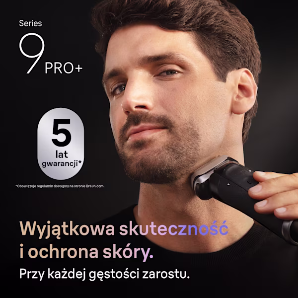 Mężczyzna golący się za pomocą Series 9 PRO+. Tekst: Najlepsza jakość golenia od Braun. Mężczyzna golący się za pomocą Series 9 PRO+. Tekst: Najlepsza jakość golenia od Braun.