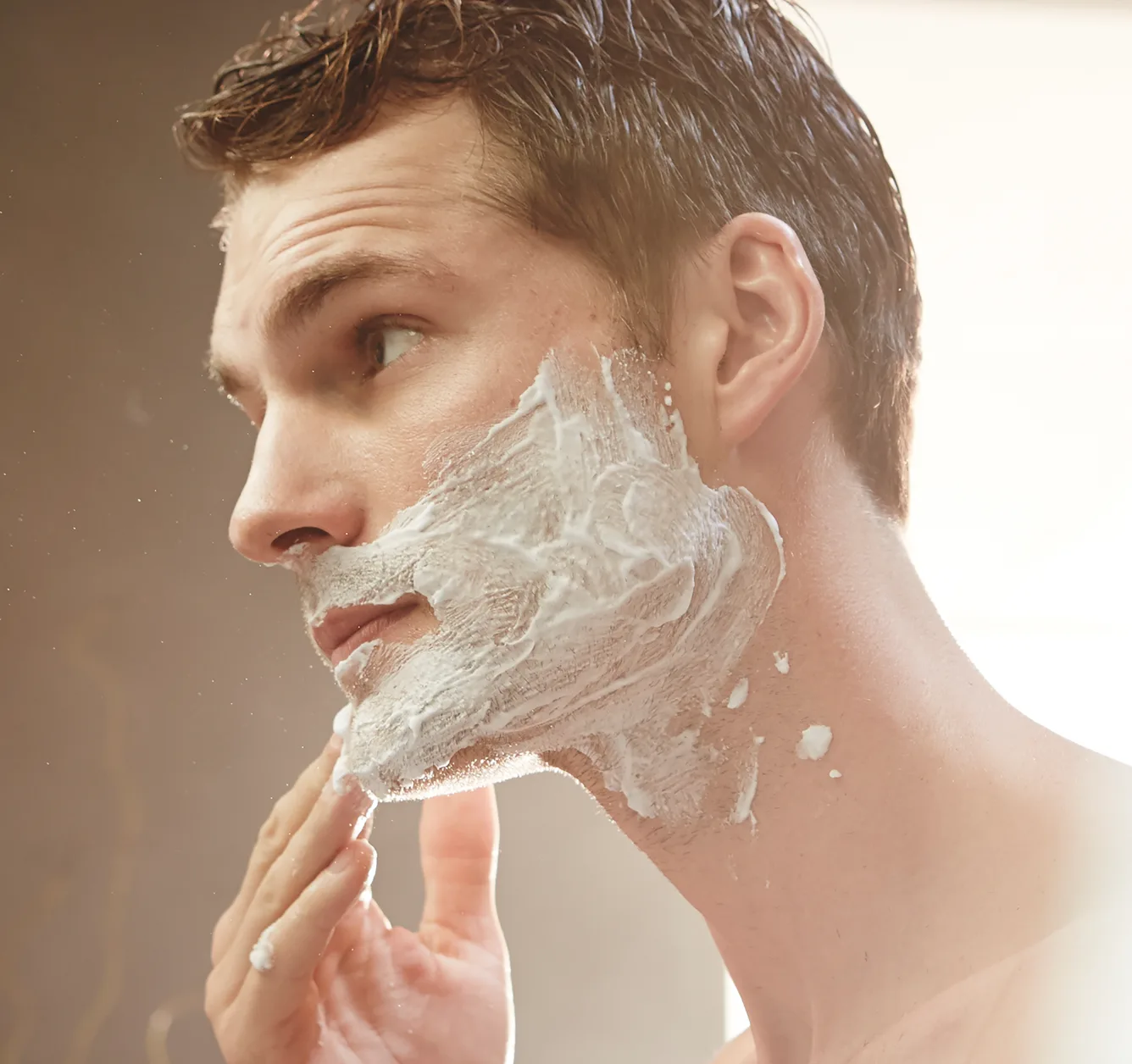 Idéia de gel de barbear masculino Gillette para peles sensíveis