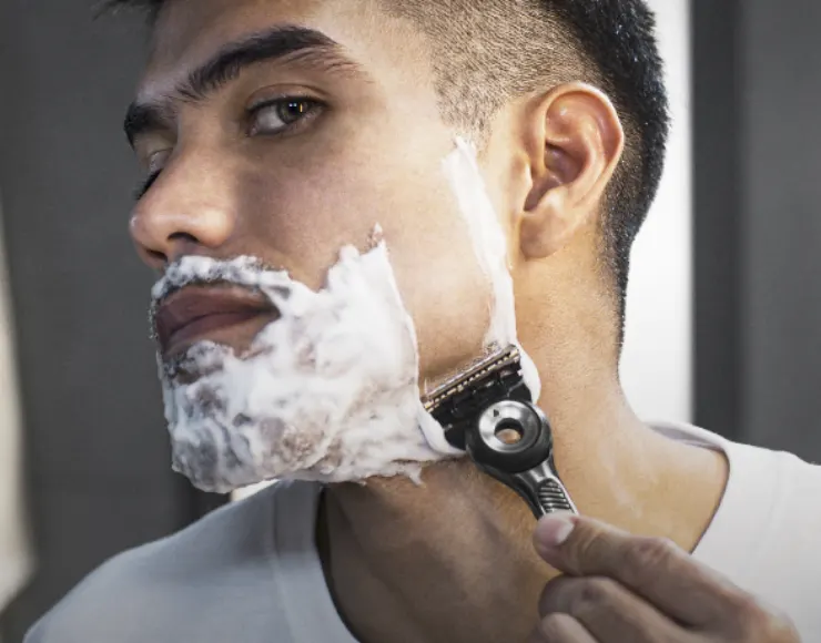 Il Rasoio Gillette Labs Reinventa l’Esperienza di Rasatura 