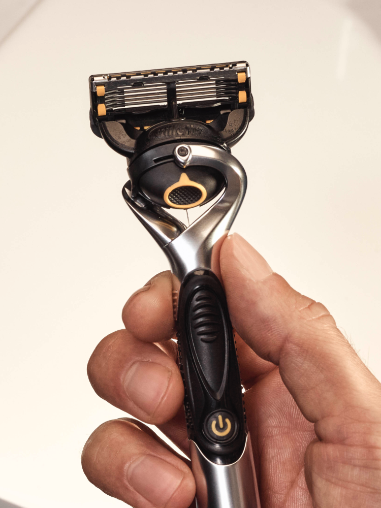 Cabos das máquinas de barbear da gillette: a ciência por detrás das nossas pegas ergonómicas e cabos elétricos