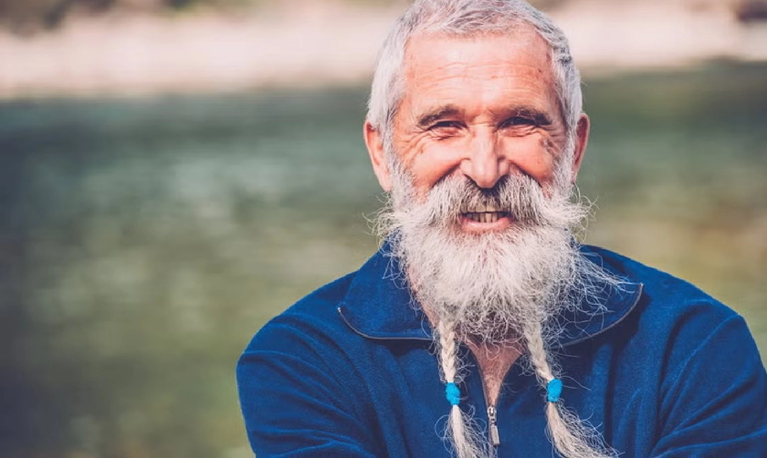 Guida Passo Passo per Intrecciare la Barba 