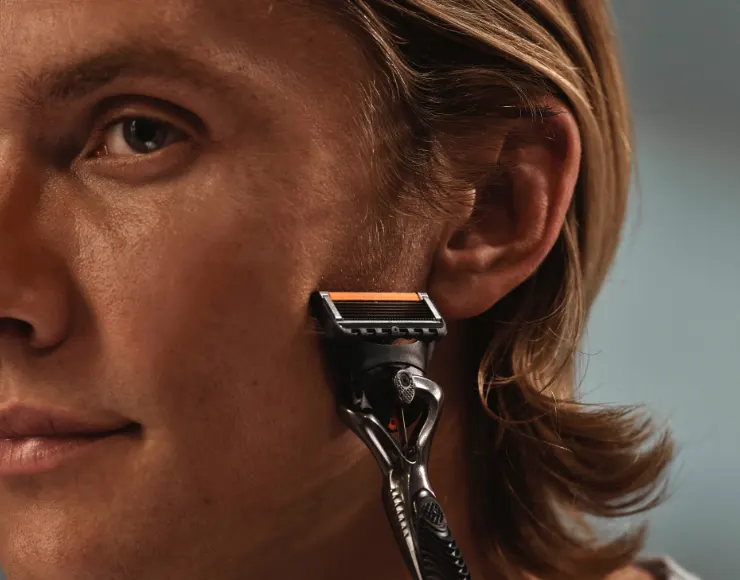 Como prevenir pelos esquecidos durante o barbear: tecnologia Flexball da Gillette