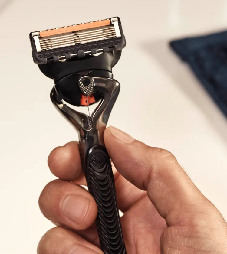 Tips voor scheren van het gezicht bij een ruwe of zware baard-