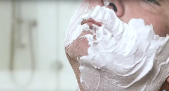 ¿Por qué necesitas crema de afeitar?