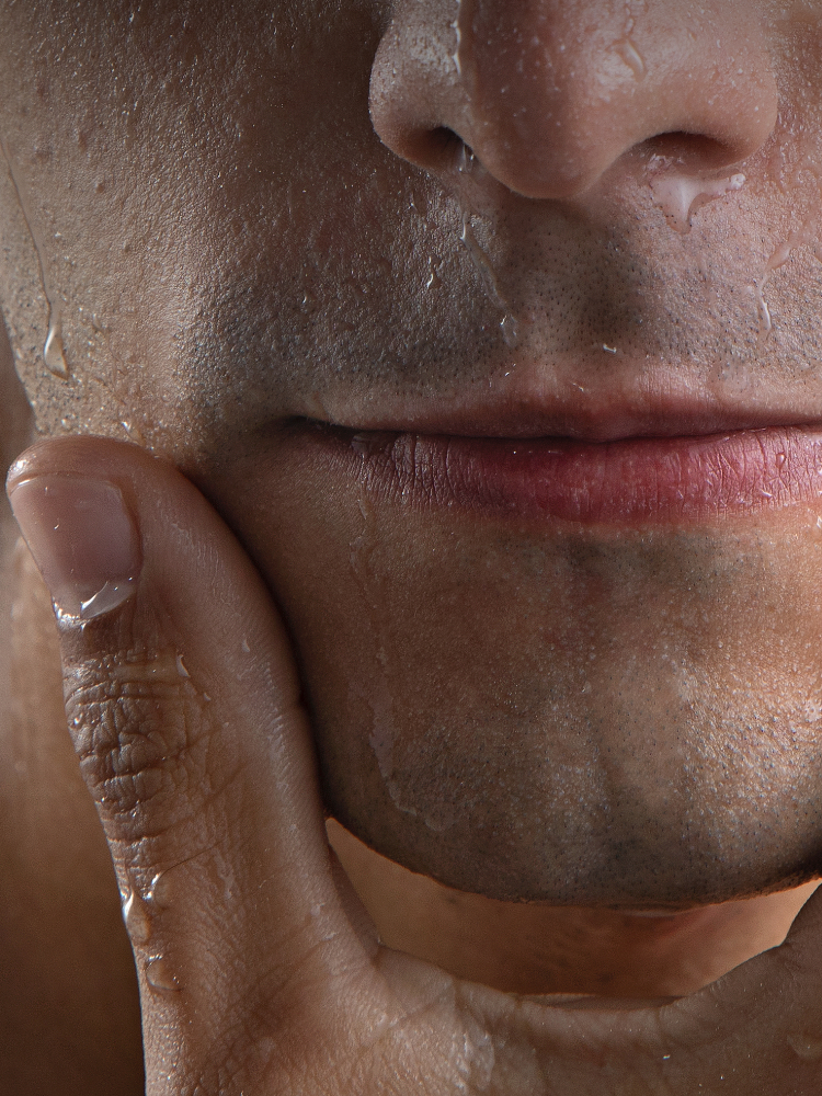 Waarom is het belangrijk om je gezicht te wassen?