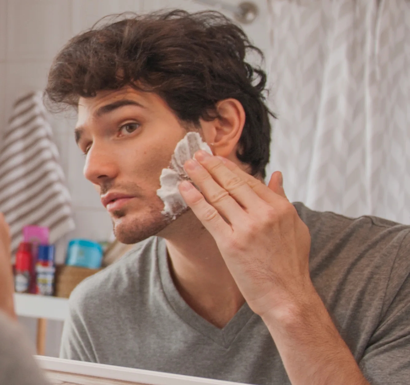 Gel de barbear Gillette para pele sensível