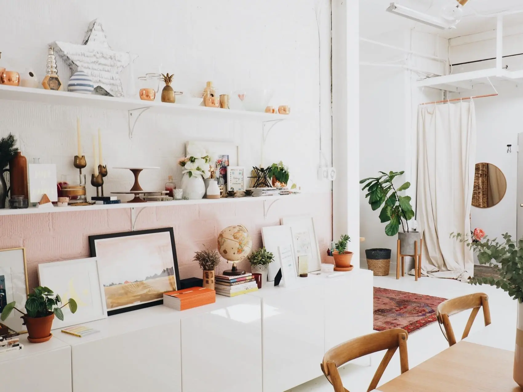 Dekoration im Wohnzimmer: Stilvolle Ideen und raffinierte Tipps