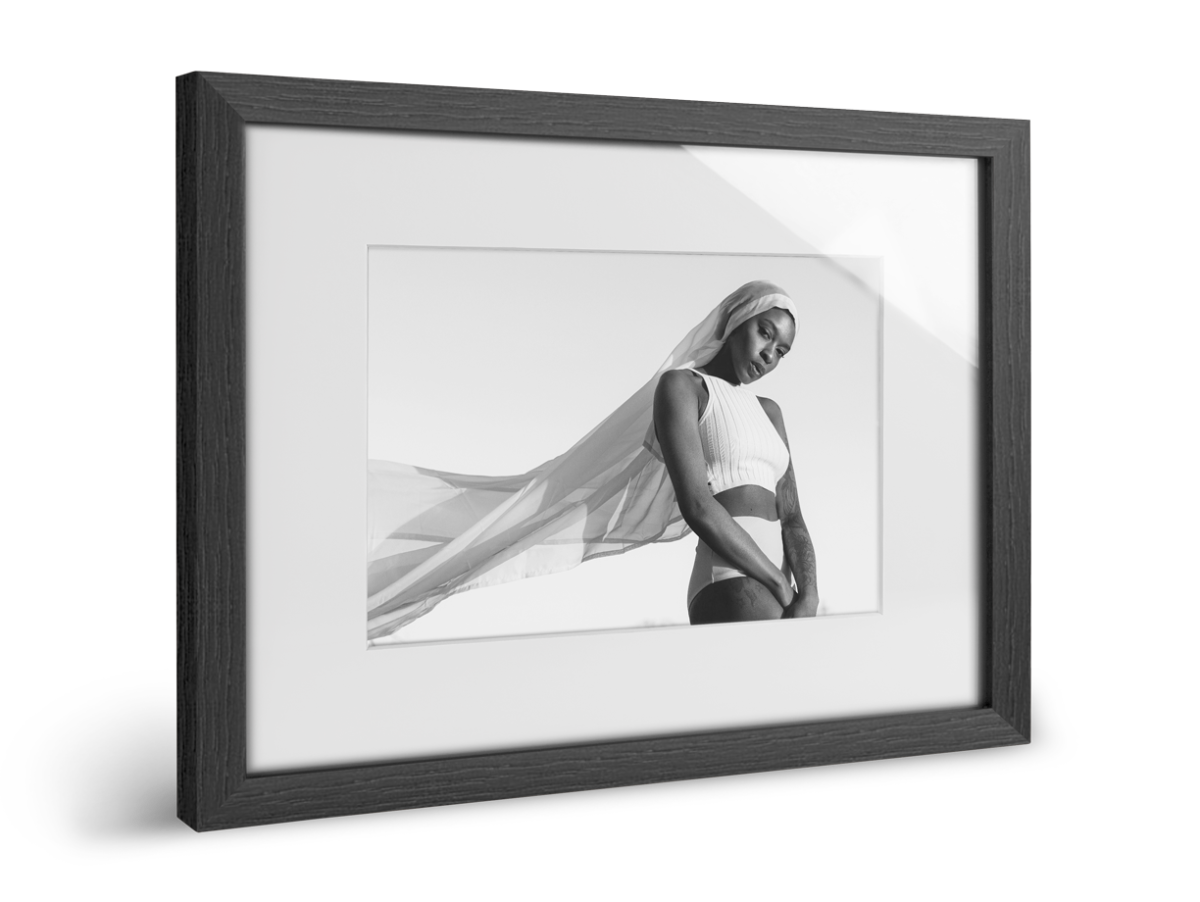 LightJet print on Ilford B/W paper in a solid wood passe-partout frame.