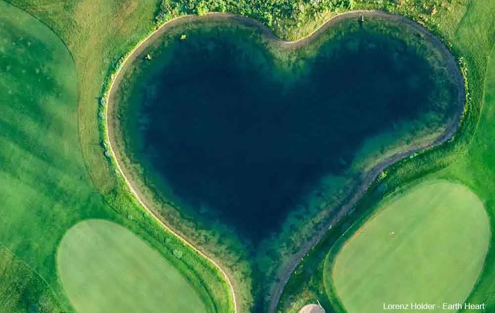 Lake in a shape of a heart.
