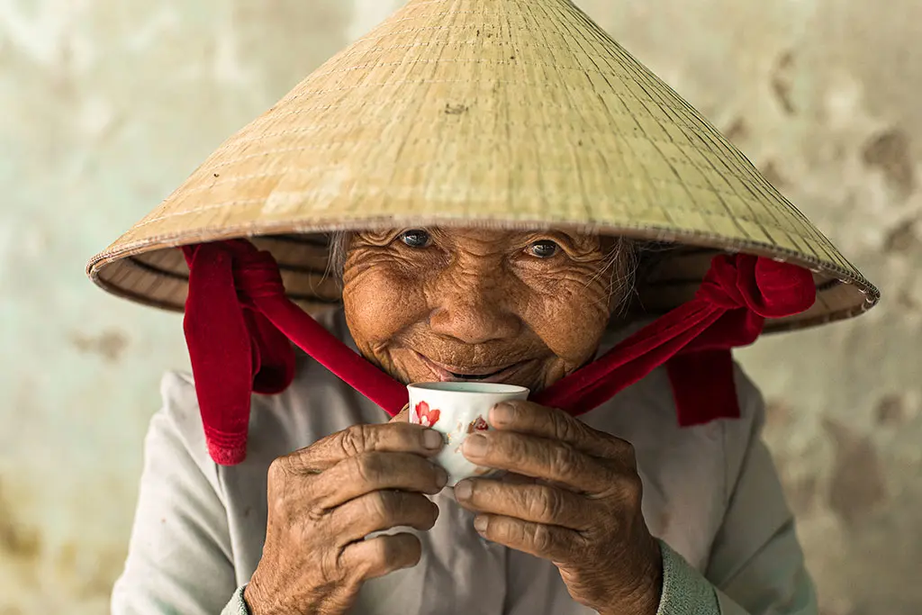 elderly woman smiling.