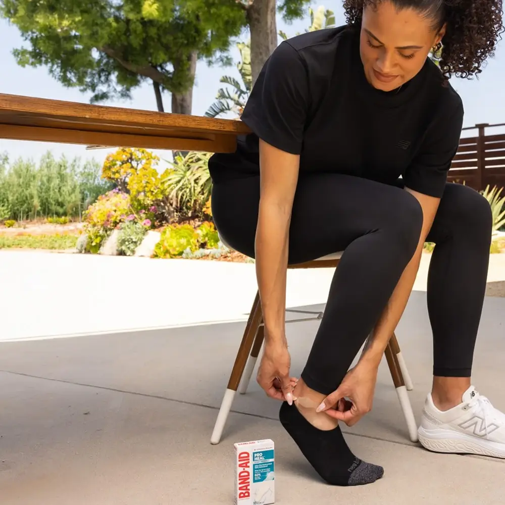 BAND-AID® Brand PRO HEAL® 5 Day Protect Instagram feed Ad
