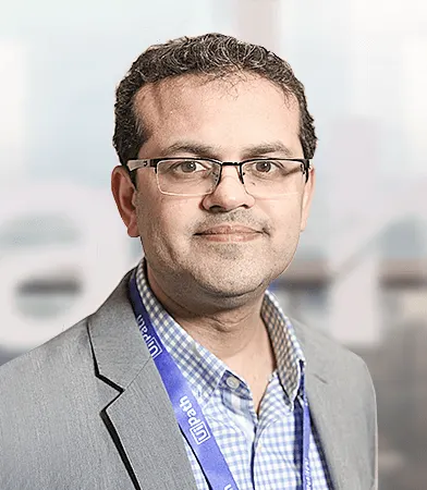 Ashim Gupta 공식 리더 사진