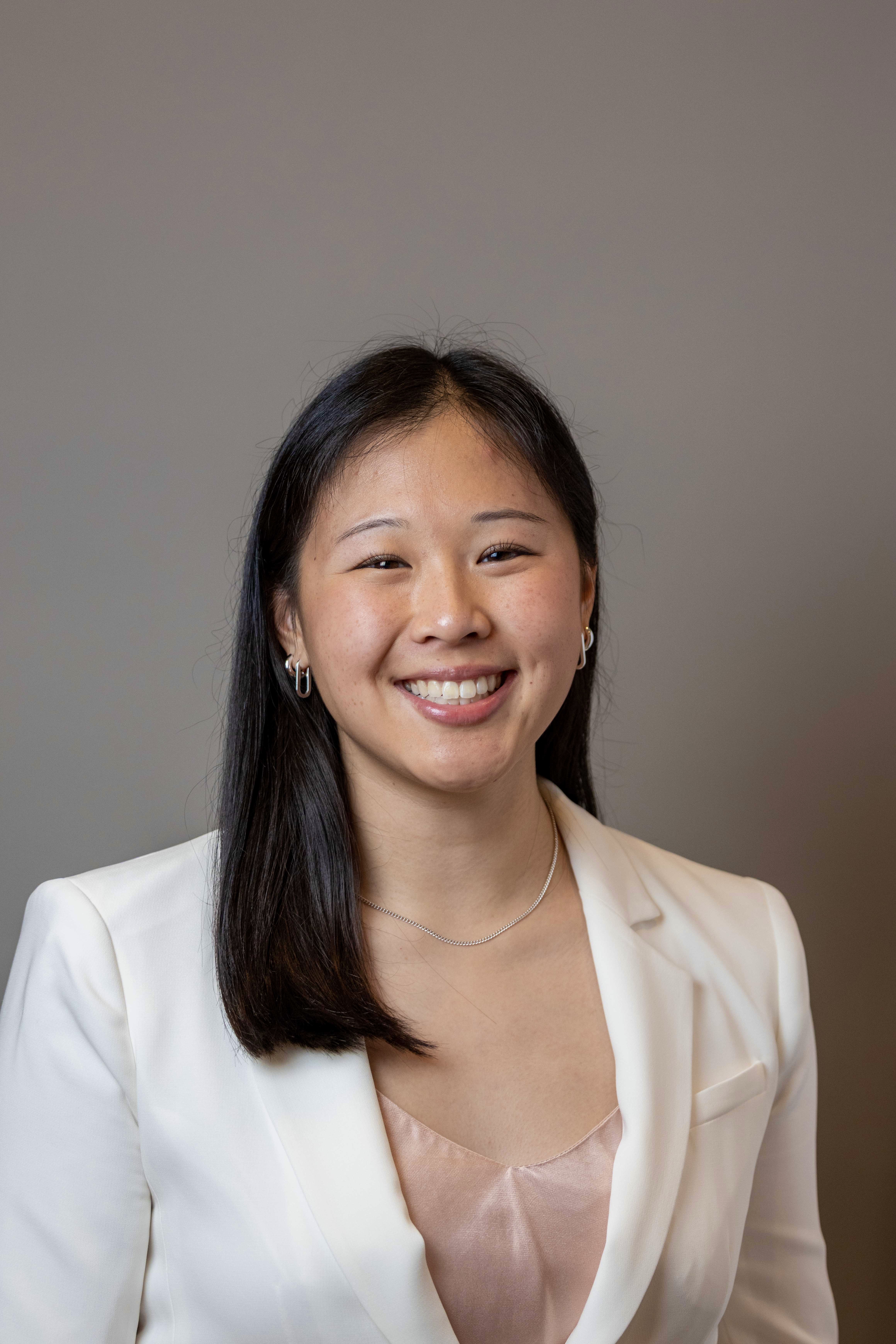 Isabelle Ching UiPath product marketing intern