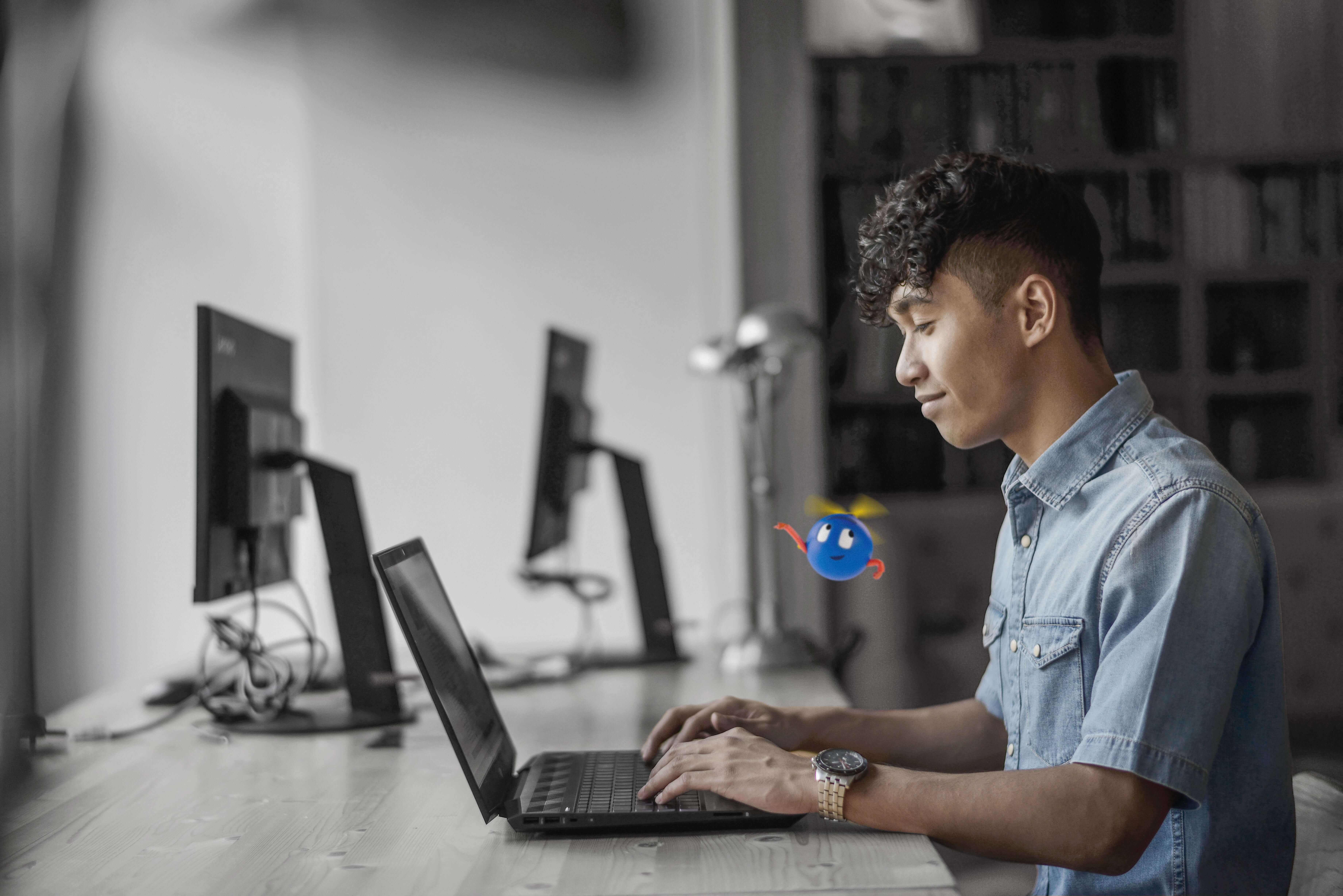 Solutions - Department - Contact Center Automation - Customer Center Automation (April 2025) - hero