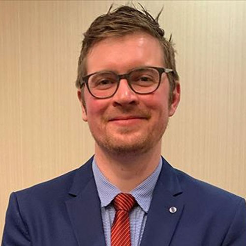 Headshot of Jonny Vance