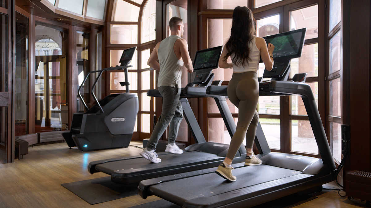Palais Hotel & SPA Precor cardio equipment install