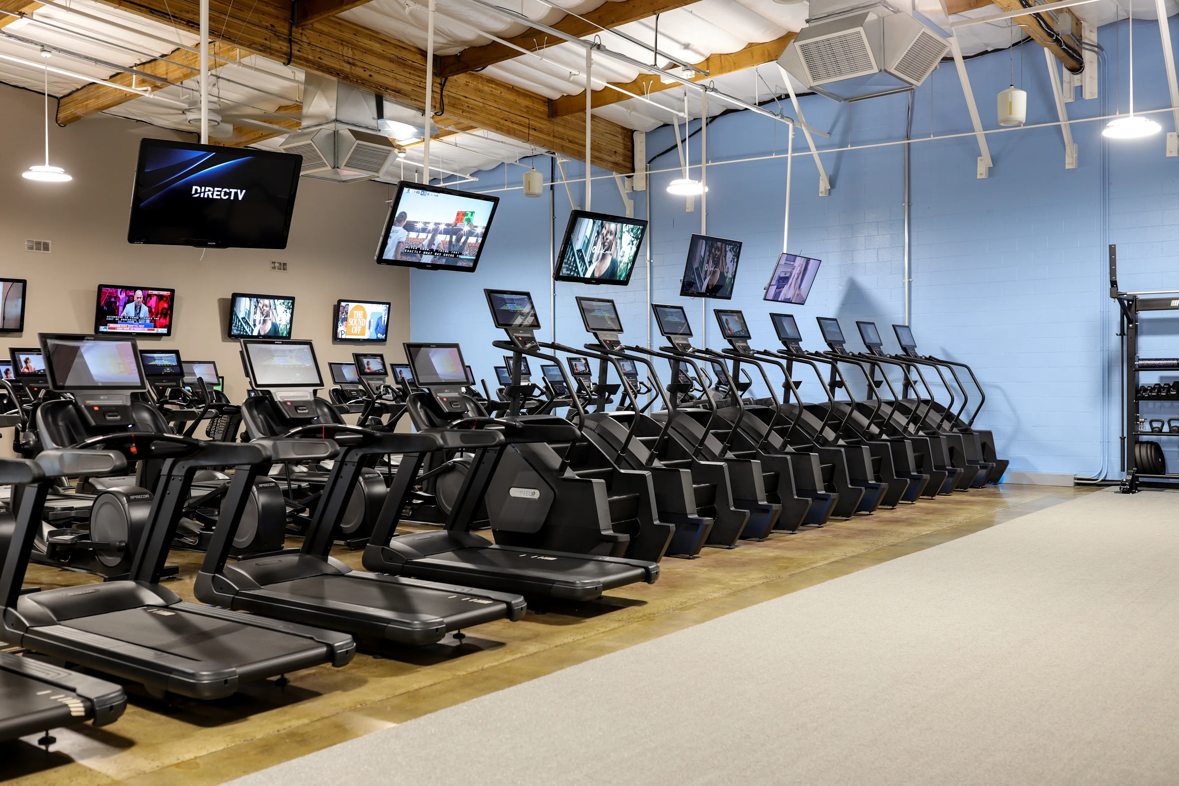 Ridgecrest Athletic Club cardio interior hero