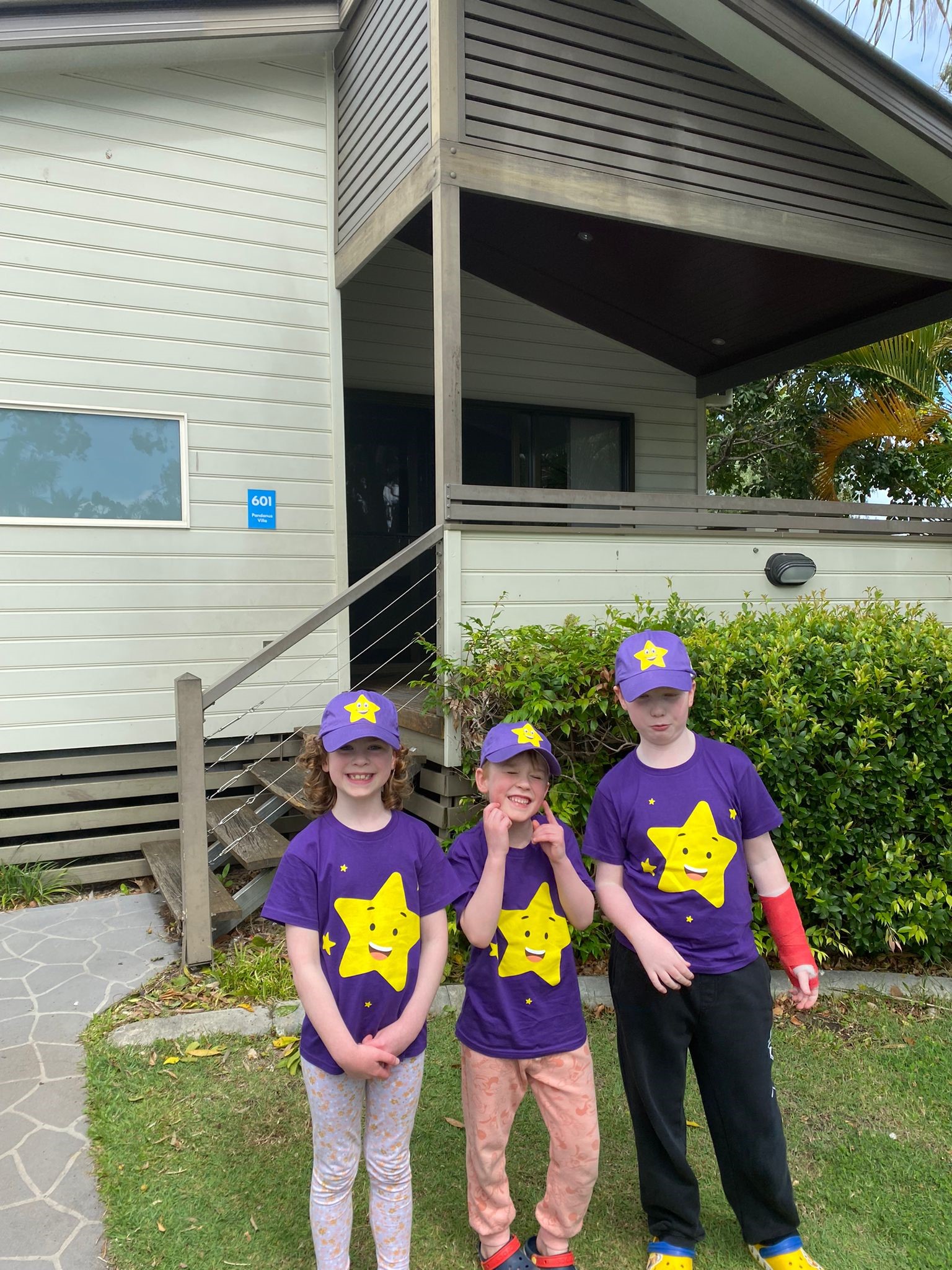Ariana's first day of her Starlight Wish with her siblings