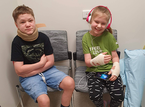 Damian and Jesse in hospital