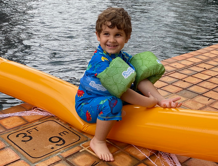 Bertie in pool