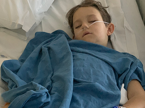 maton-sleeping-in-hospital