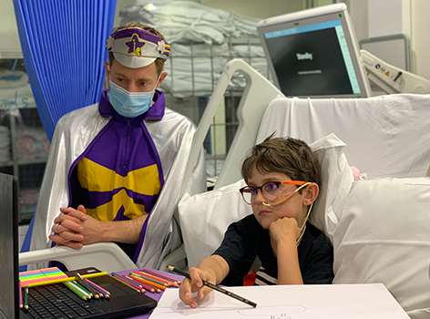 maton-and-captain-starlight-on-ward