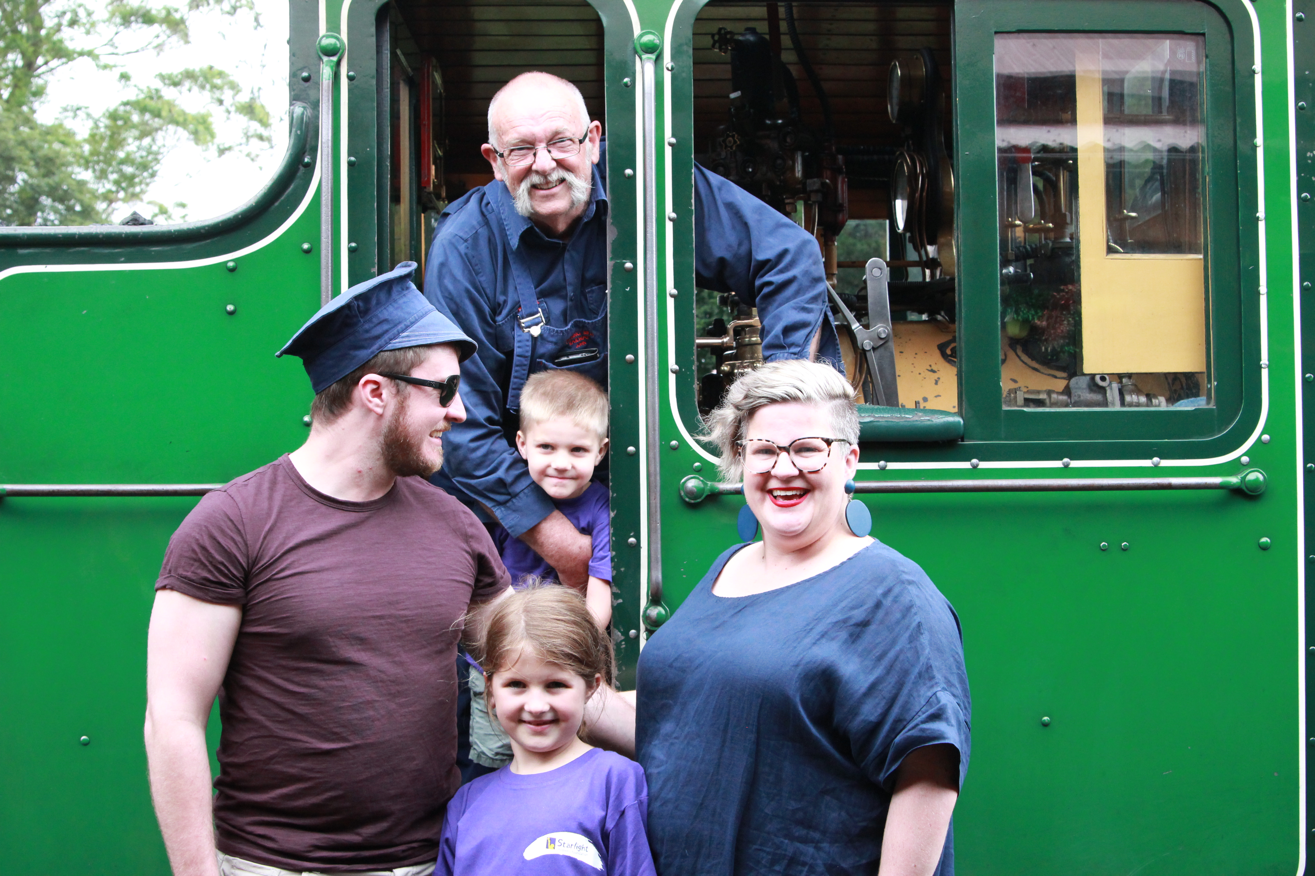 Xavier-s Starlight Wish - Puffing Billy train driver John Hoy, Nerida, Donovan, Indrya (7) & Xavier (5)