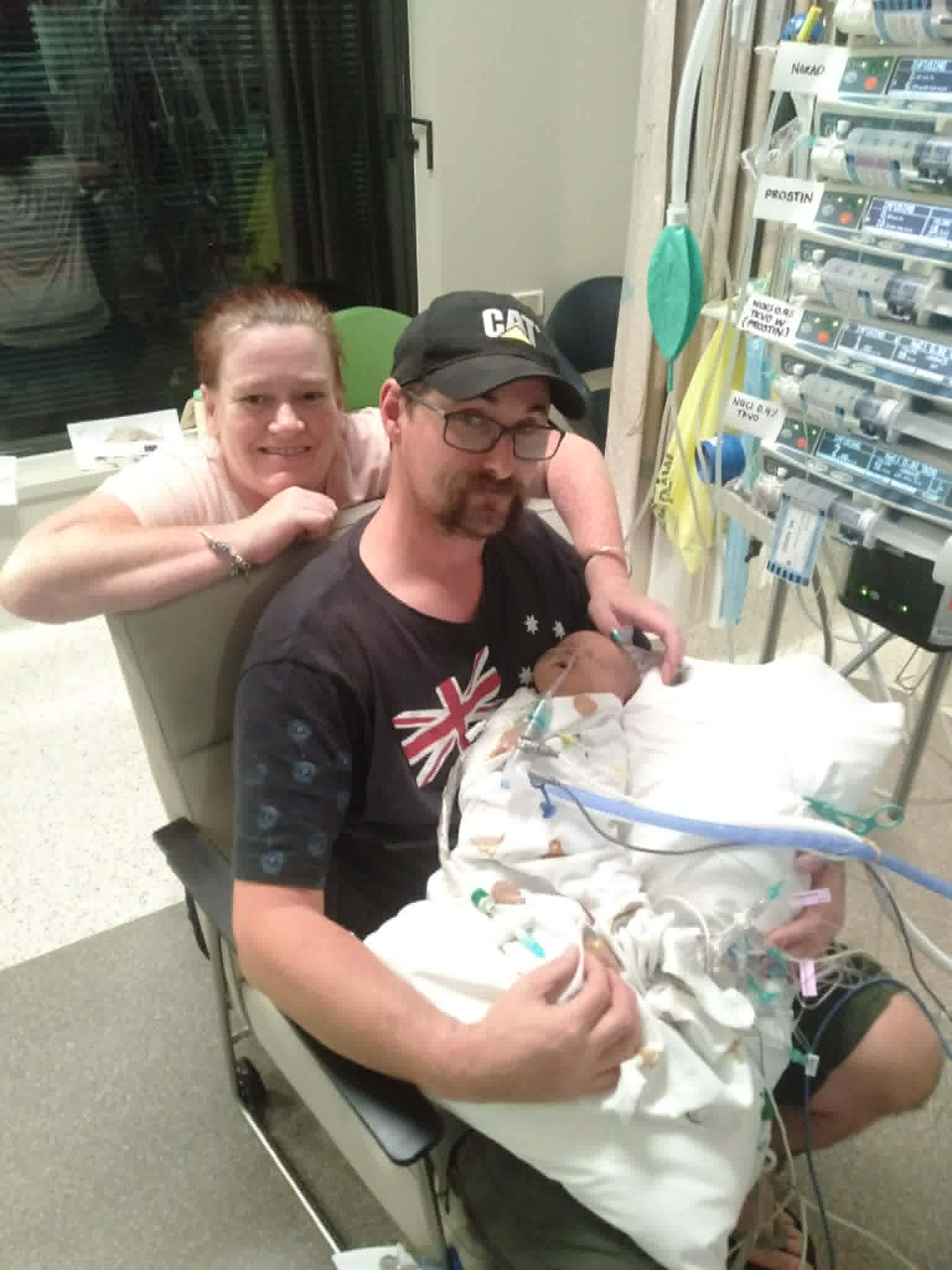 Adele with mum and dad in hospital