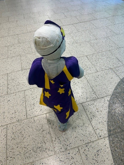 Leo in Captain cape