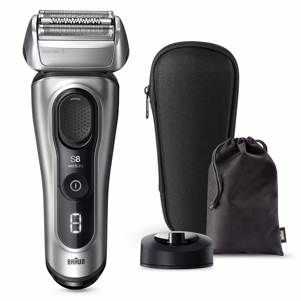 Braun シリーズ8 8517s-V 本体と付属品