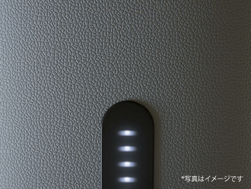 そこブラウン純正充電トラベルケース 新品未使用❣️ 充電トラベルケース シリーズ9用 旅行用シェーバー充電器 BRAUN