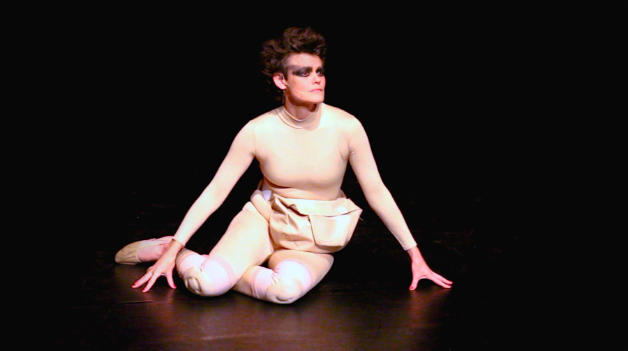 Queer Genius – Dynasty Handbag / Jibz Cameron