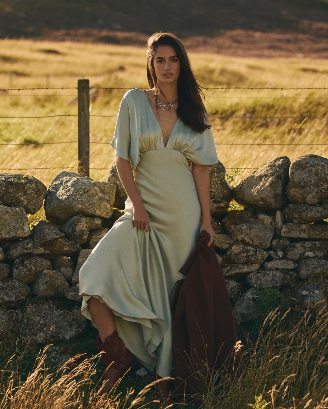 make you fall in love dress Valerique a dress that makes you fall in love at first sight. Grace in every line, magic in every detail