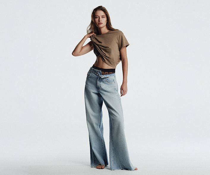 PAIGE The Claudine Coated High-Rise Crop Flare Jeans