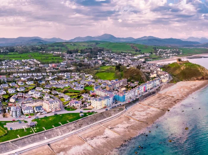 Criccieth cottages