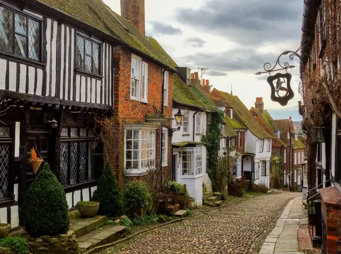 Mermaid Street, Rye