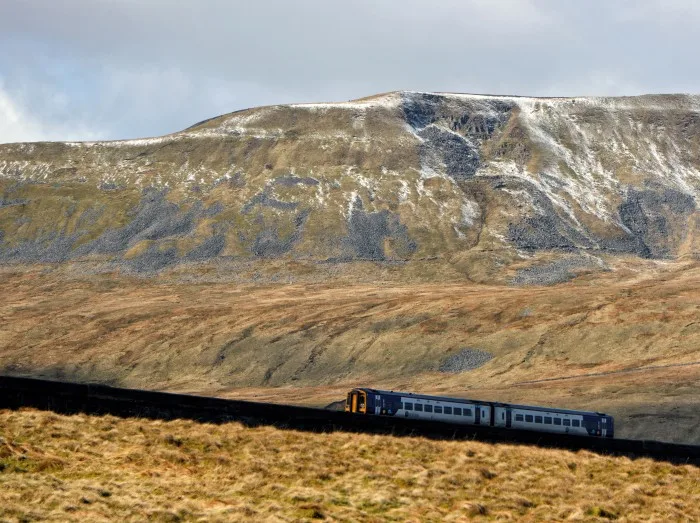 Train on the Ribblehead viaduct, settle - carlise railway.