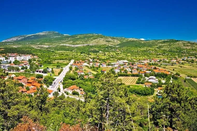 Location de vacances à Drnis