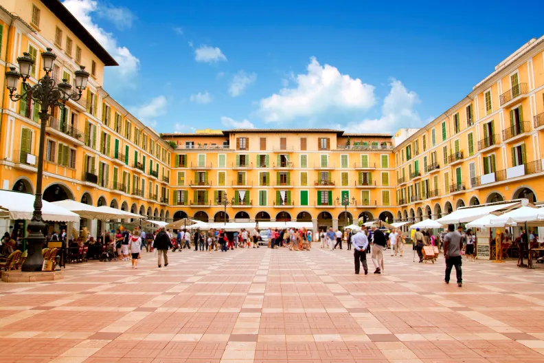 Plaza de Mayor auf Mallorca.