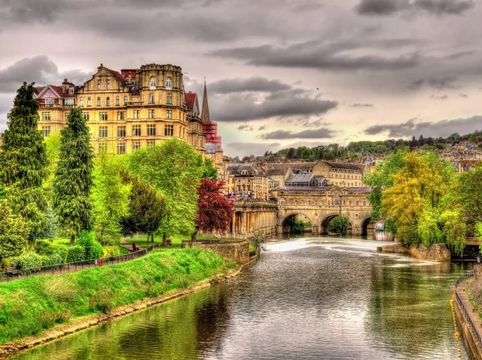 View of Bath town over the River Avon