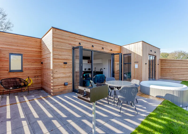 Hot tub lodge at Swanborough Lakes (SWLA) in Lewes, East Sussex, England, UK